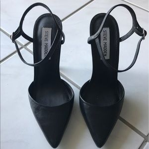 Steve Madden Black Pump
